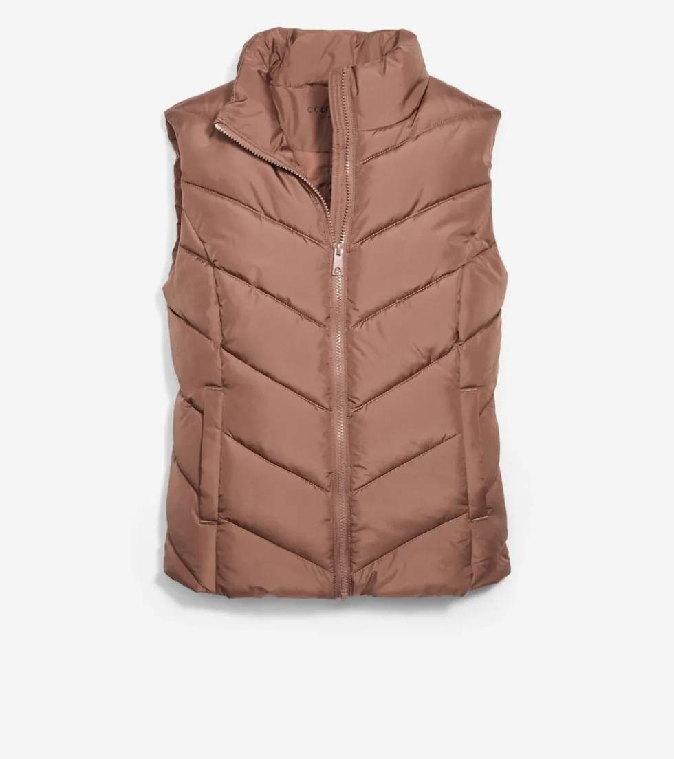 chevron-polyfill-zip-front-ves-XeTSbkvQ-1.webp Outlet Cole Haan Chevron Polyfill Zip Front Vest Toffee