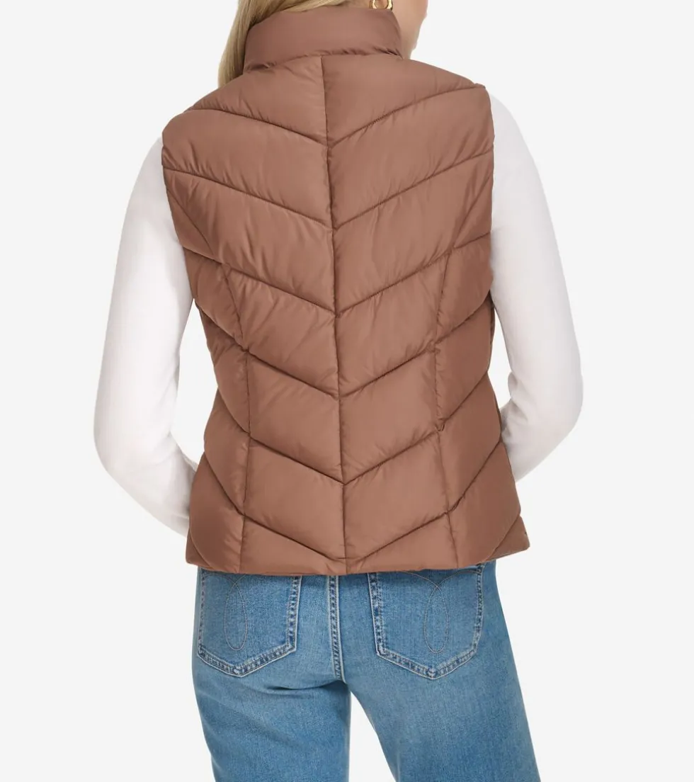 chevron-polyfill-zip-front-ves-XeTSbkvQ-2.webp Outlet Cole Haan Chevron Polyfill Zip Front Vest Toffee